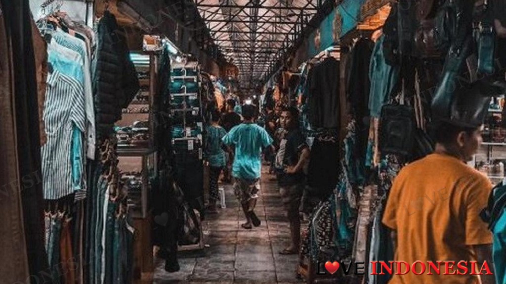 Asal-usul Sebutan Pasar Ular Jakarta yang Kini Jadi Surga Belanja