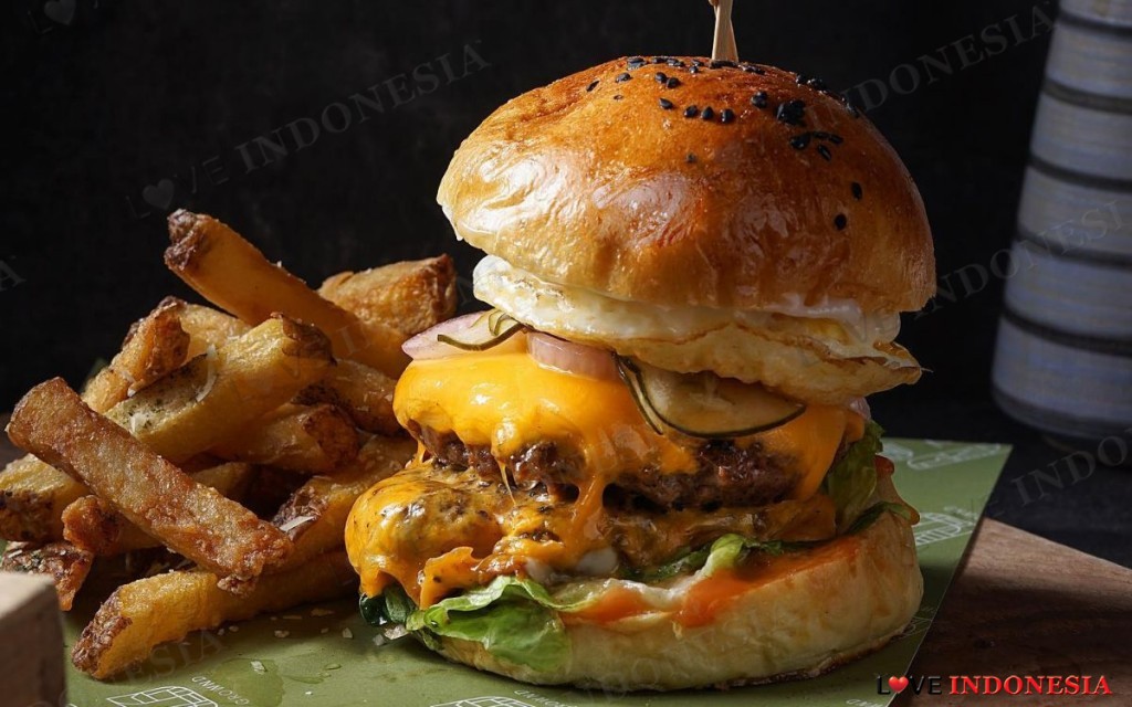 5 Tempat Makan Enak di Ampera Jakarta Selatan, Dijamin Bakal Jadi Favoritmu!