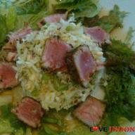 Salad Peppered Tuna
