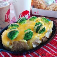 Baked Potato Broccoli 'N Cheese