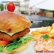 Fish Burger with Lemon Aioli