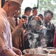 JKTJW - Chef Daniel Foong making Nian Gao_R