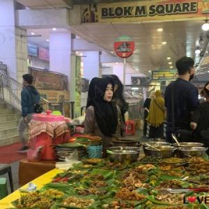 5 Rekomendasi Tempat Makan Murah dan Enak di Jakarta, Gak Bikin Kantong Kempes!