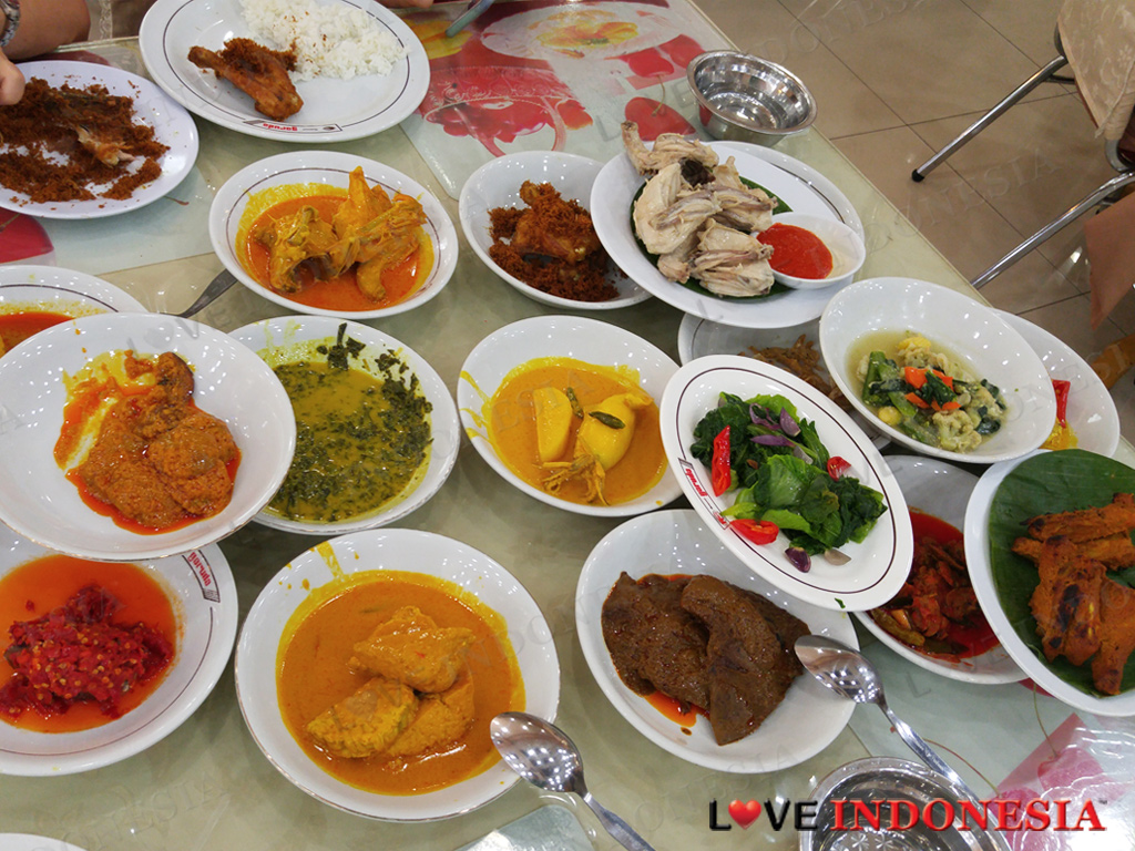  Rumah  Makan  Garuda Boulevard Barat Raya Love Indonesia