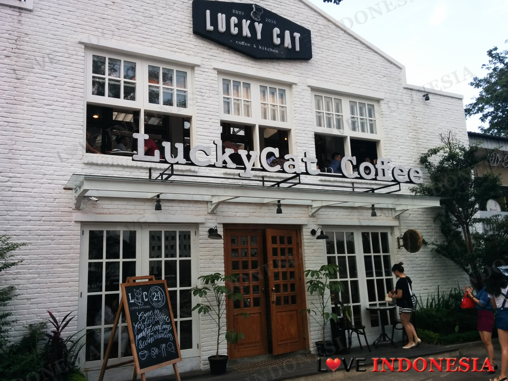 Lucky Cat Coffee - Plaza Festival (Pasar Festival) - Love Indonesia