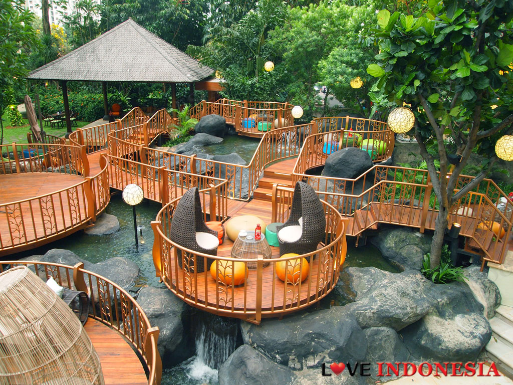 JimBARan Outdoor Lounge, Tempat Nongkrong Baru Bergaya ...