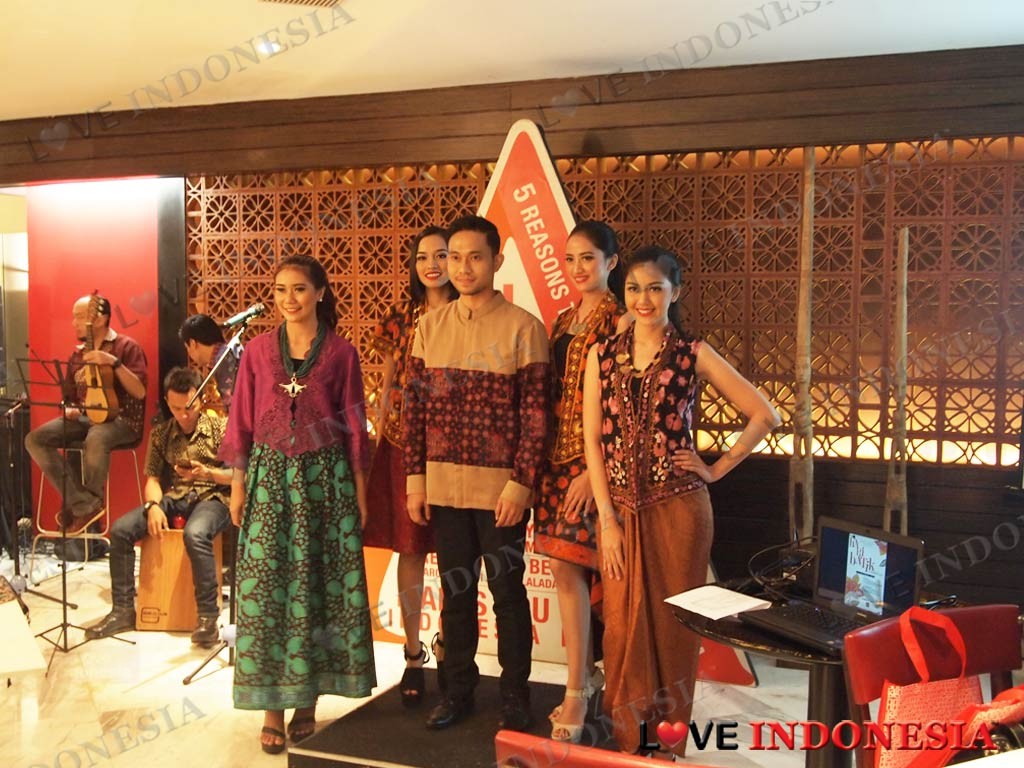 Batik Chic Tampilkan Koleksi Terbaru untuk Perayaan Ulang Tahun Alun Alun Indonesia