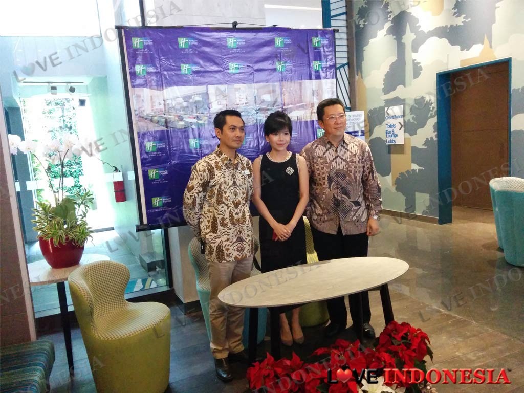 Holiday Inn Express Jakarta Wahid Hasyim Resmi Dibuka di Lokasi Paling Strategis di Jakarta