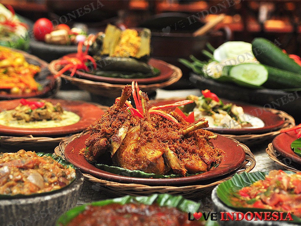 Tujuh Hidangan Tematik untuk Makan Malam Warnai Sailendra Restaurant di