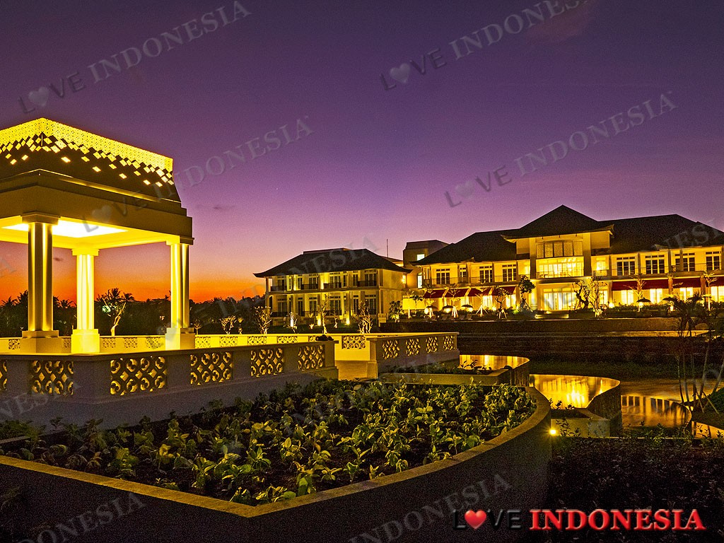 Rumah Luwih Tawarkan Sebuah Resort Megah Bergaya Bangsawan untuk Liburan di Bali