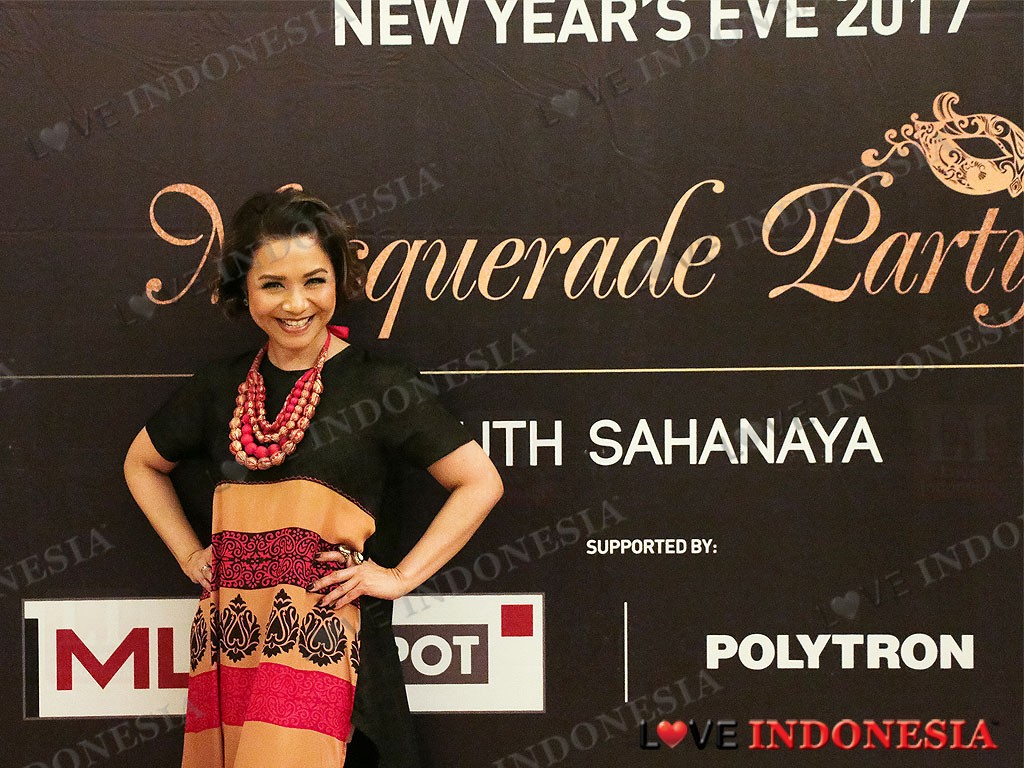 Resinda Hotel Karawang Persembahkan Penampilan Gemilang Ruth Sahanaya untuk Pesta Tahun Baru