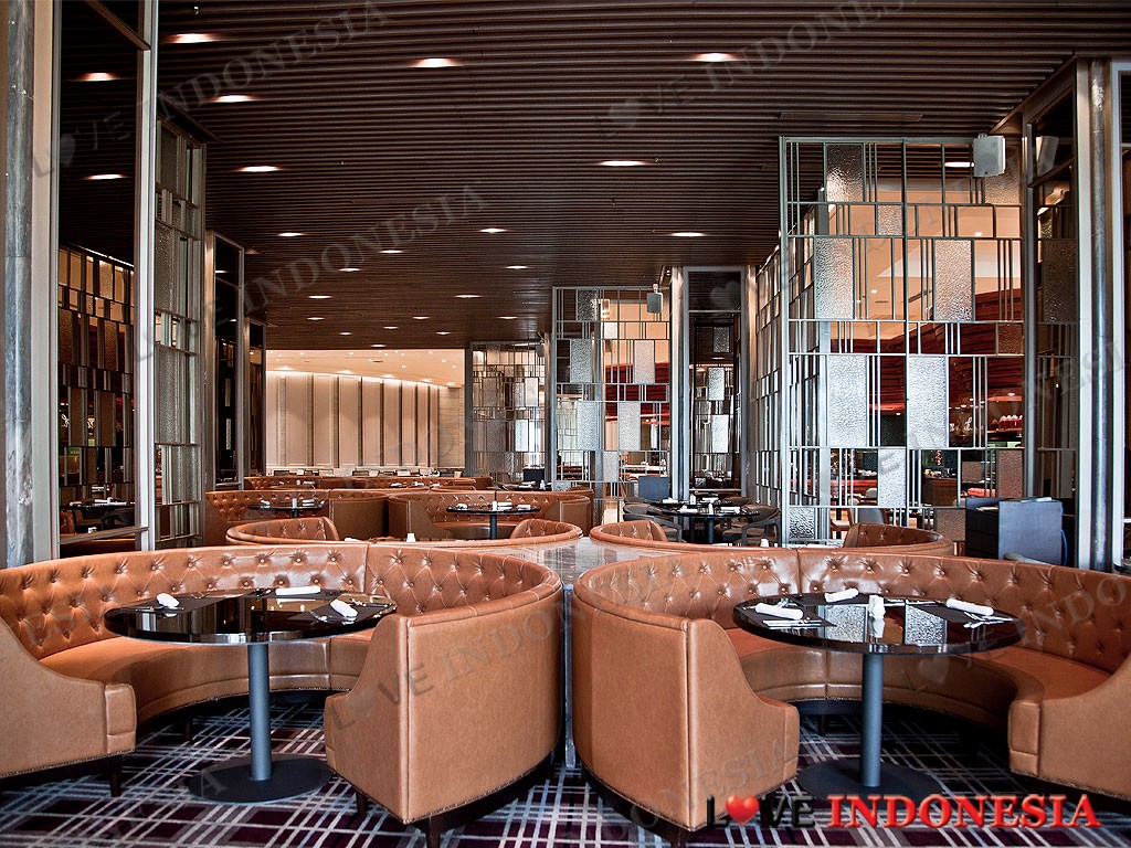 The Ritz-Carlton Jakarta, Mega Kuningan Buka Kembali Asia Restaurant dengan Atmosfer Baru