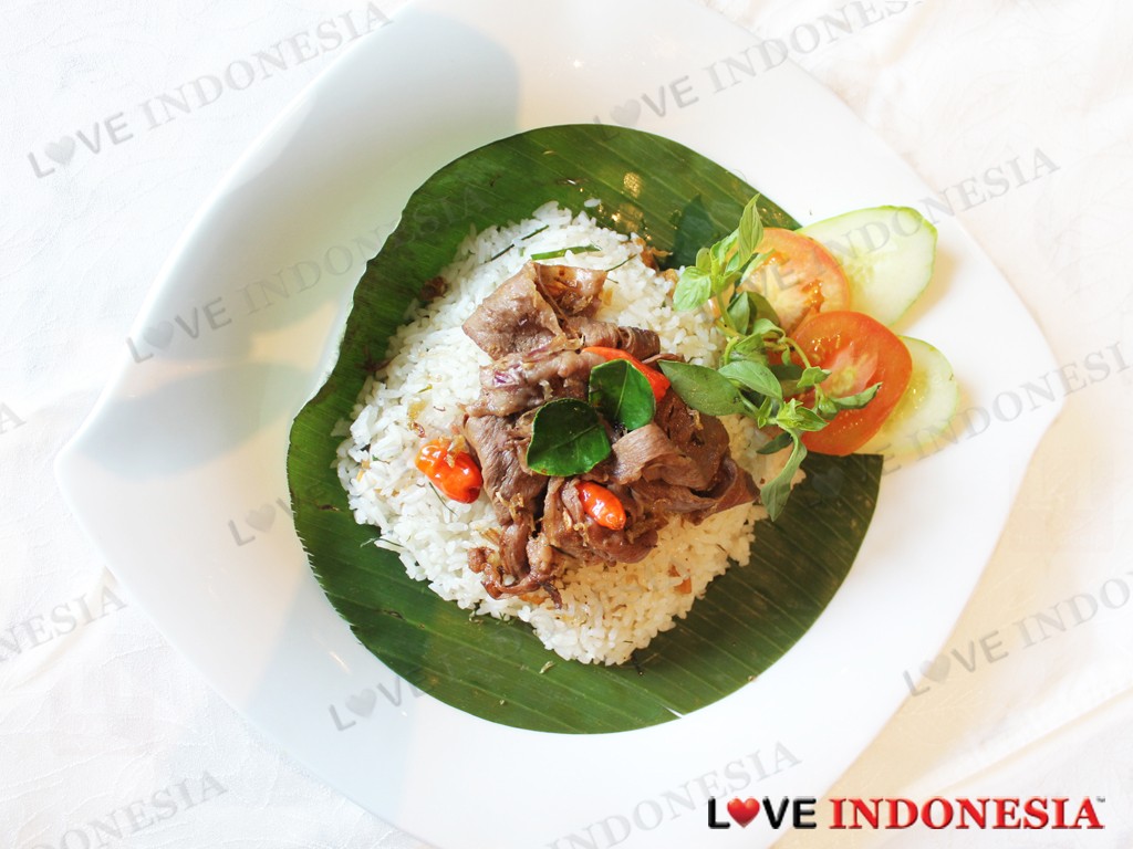 Buka Puasa dengan Khazanah Kuliner Nusantara di Holiday Inn Jakarta Kemayoran