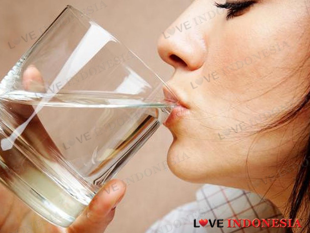 Sebenarnya, Berapa Banyak Air yang Harus Diminum Setiap Hari?