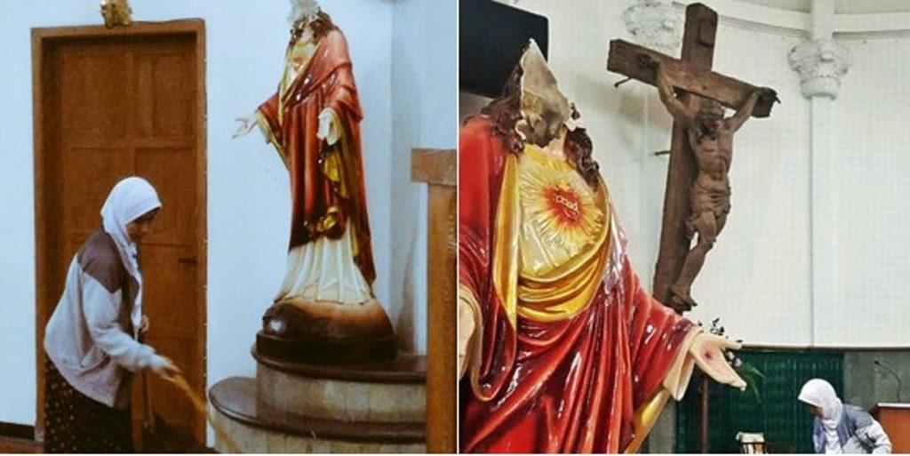 Foto Wanita Berhijab Bersihkan Gereja St Lidwina Usai Penyerangan Ini Viral, Netizen Terharu