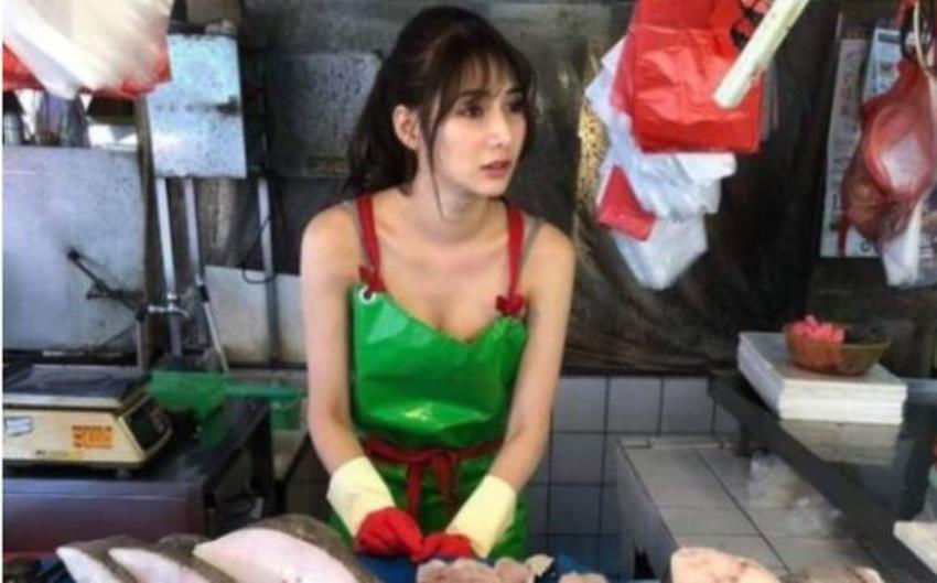 Berparas Cantik, Penjual Ikan di Pasar Taiwan ini Buat Pembeli Rela Antre