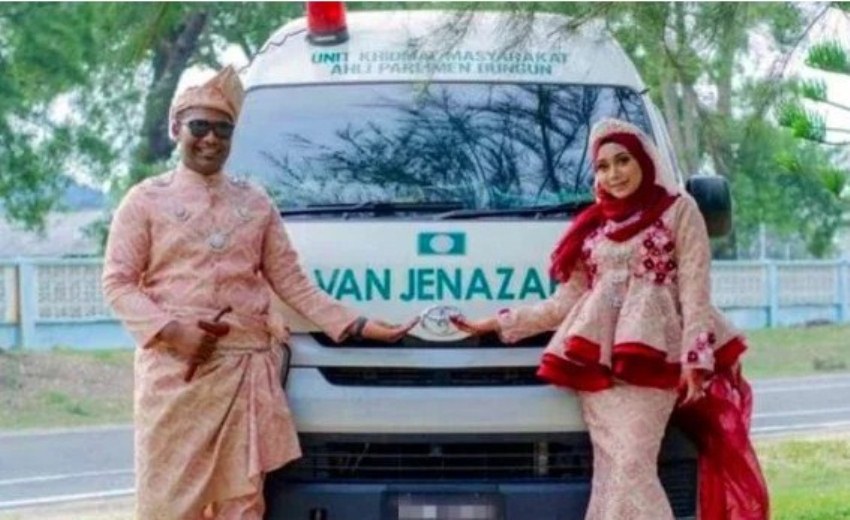 Horor, Pasangan Pengantin ini Lakukan Foto Pernikahan di Mobil Ambulans