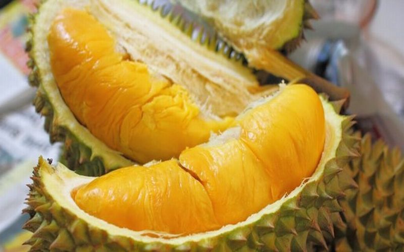 Viral Tutorial Belah Durian Pakai Gelang Karet, Netizen: Begini Amat Nasib Karet Gelang