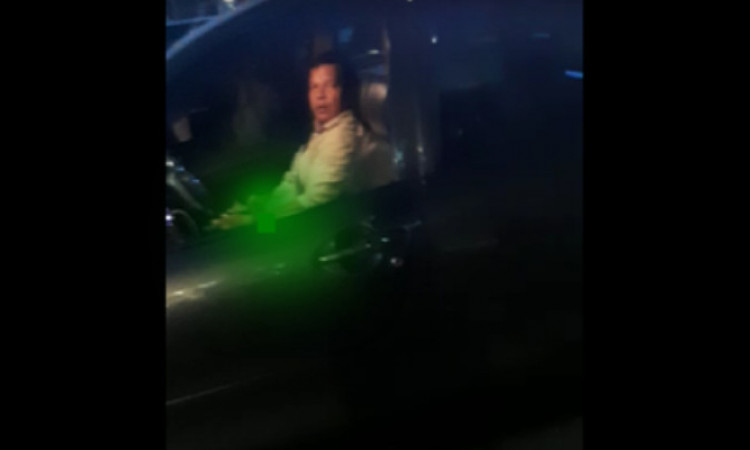 Viral Video Pria Tengah Onani di Dalam Mobil