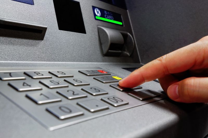 Viral Nasabah ATM Bank Mandiri Jadi Korban Skimming, Ini Cara Menghindarinya
