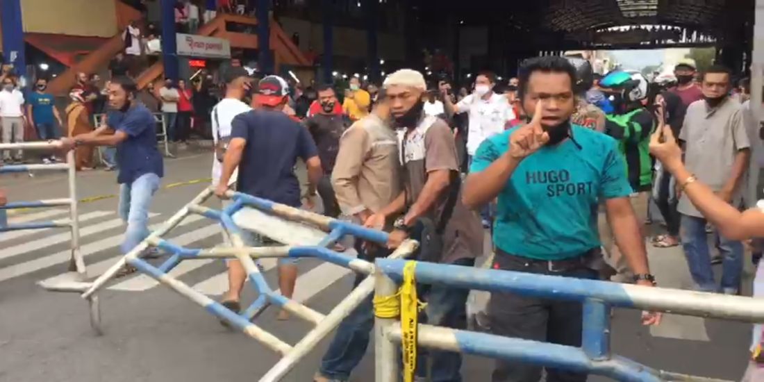 Viral Pedagang Bongkar Besi Pembatas di Pasar Payakumbuh, Ternyata Ini Penyebabnya
