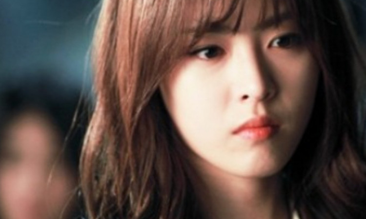Tampil Polos Tanpa Make Up, Aktris Lee Yeon Hee Buat Netizen Syok!