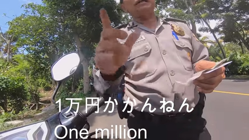 Viral Polisi Minta Rp1 Juta ke WN Jepang Gara-Gara Tak Nyalakan Lampu Motor