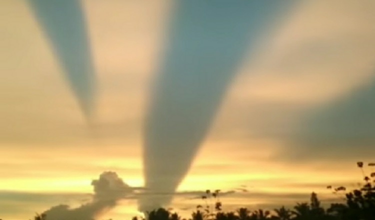 Viral Cahaya Matahari Tembus Awan di Banyuwangi, Ini Penjelasan BMKG