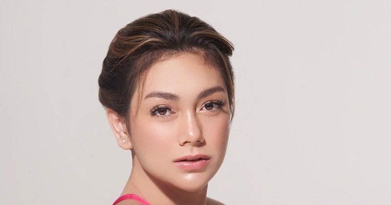 Gemasnya Celine Evangelista Pakai Rok Mini, Netizen: Masih Kayak Anak Gadis!